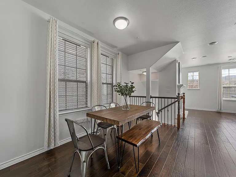 5713 Knox Dr — Photo 11