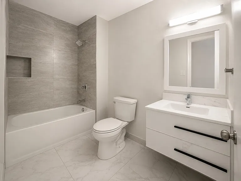 2906 Peppertree Pl — Photo 4