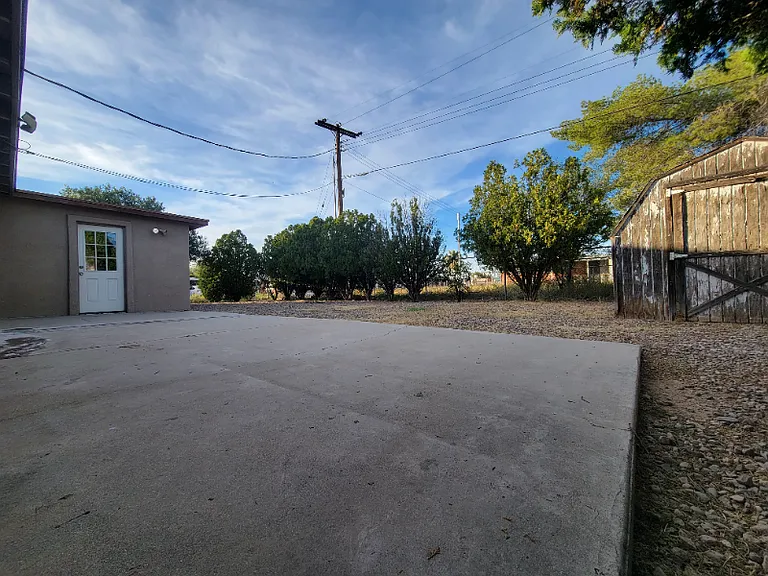 3947 E Drexel Rd — Photo 15