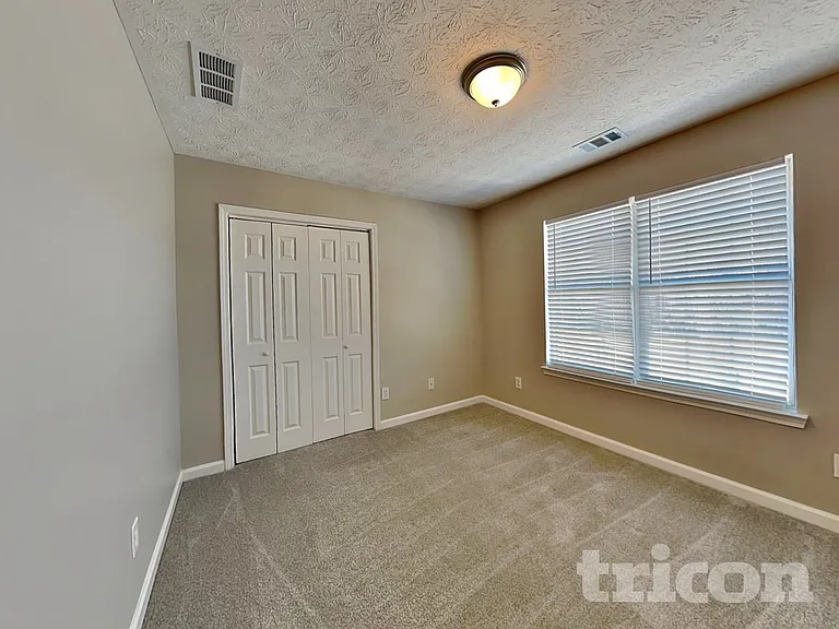 1120 Patton Way — Photo 13