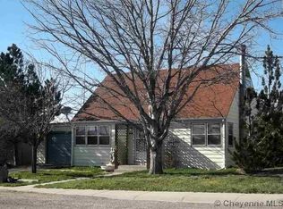 610 B St, Glendo, WY 82213