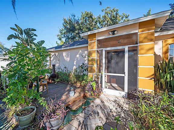 5th image of 6041 Canopy Oaks Ct