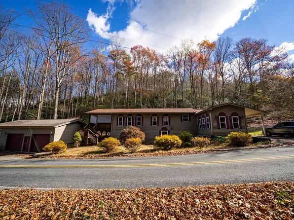 149 Floyd Carpenter Rd, Robbinsville, NC 28771