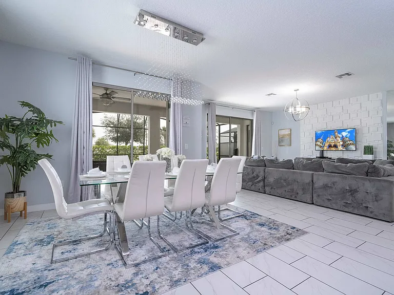 Kings Castle Cir — Photo 17