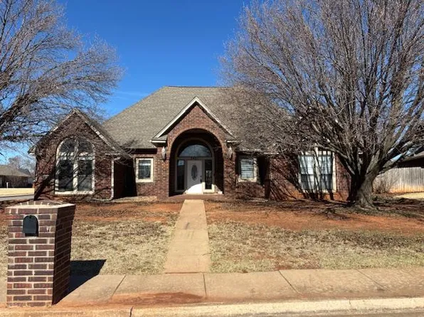 2421 NW Jeannes Trl, Edmond, OK 73012