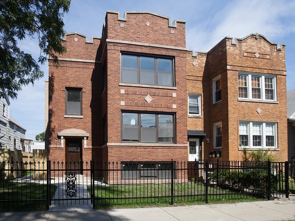 1st image of 3224 W Warner Ave #2
