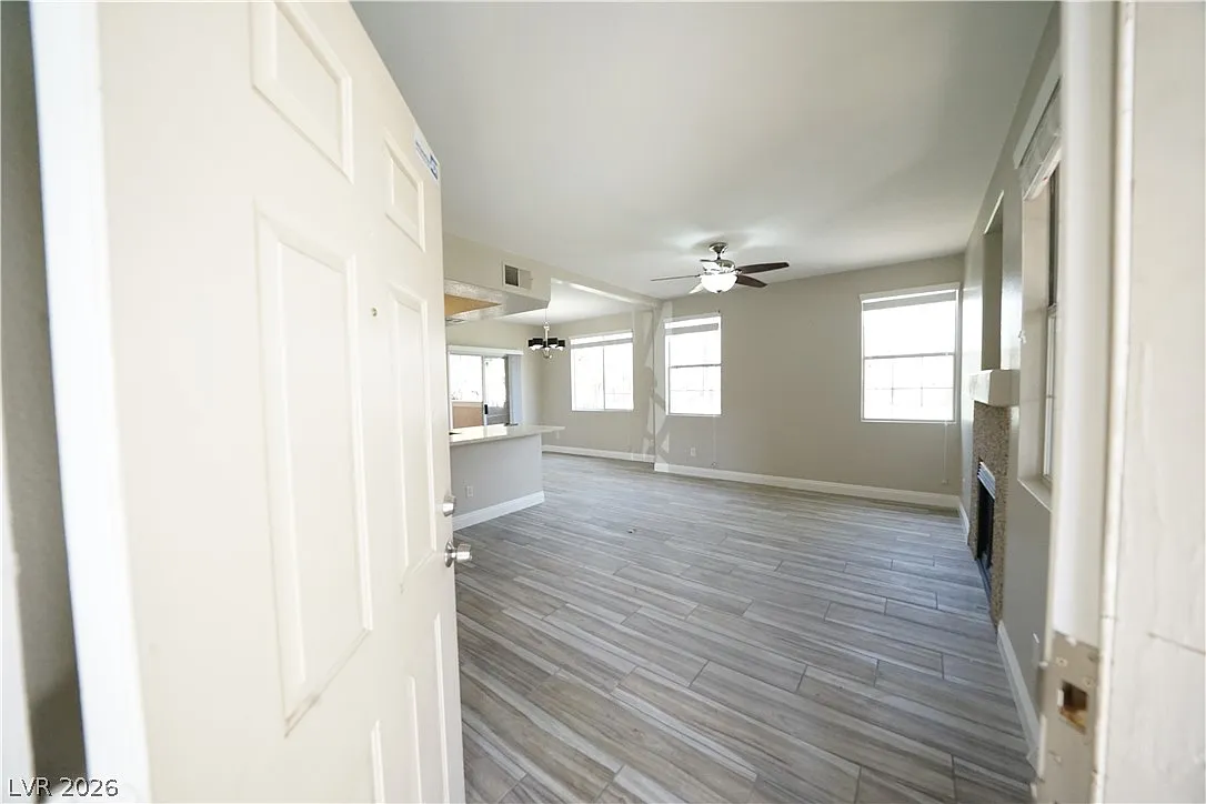 7704 Himalayas Ave — Photo 4