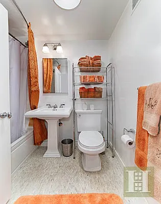 Rented by Halstead Real Estate | media 35