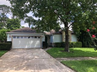 8150 Loch Lomond Ln, Jacksonville, FL 32244