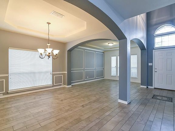 3rd image of 316 High Desert Dr