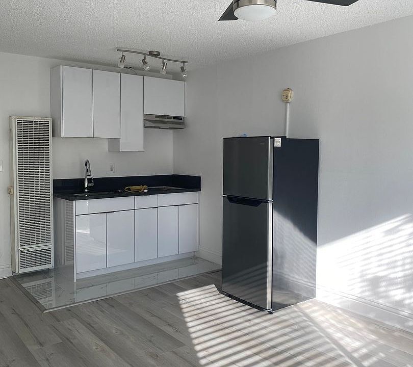 1st image of 345 S Westlake Ave #10634057