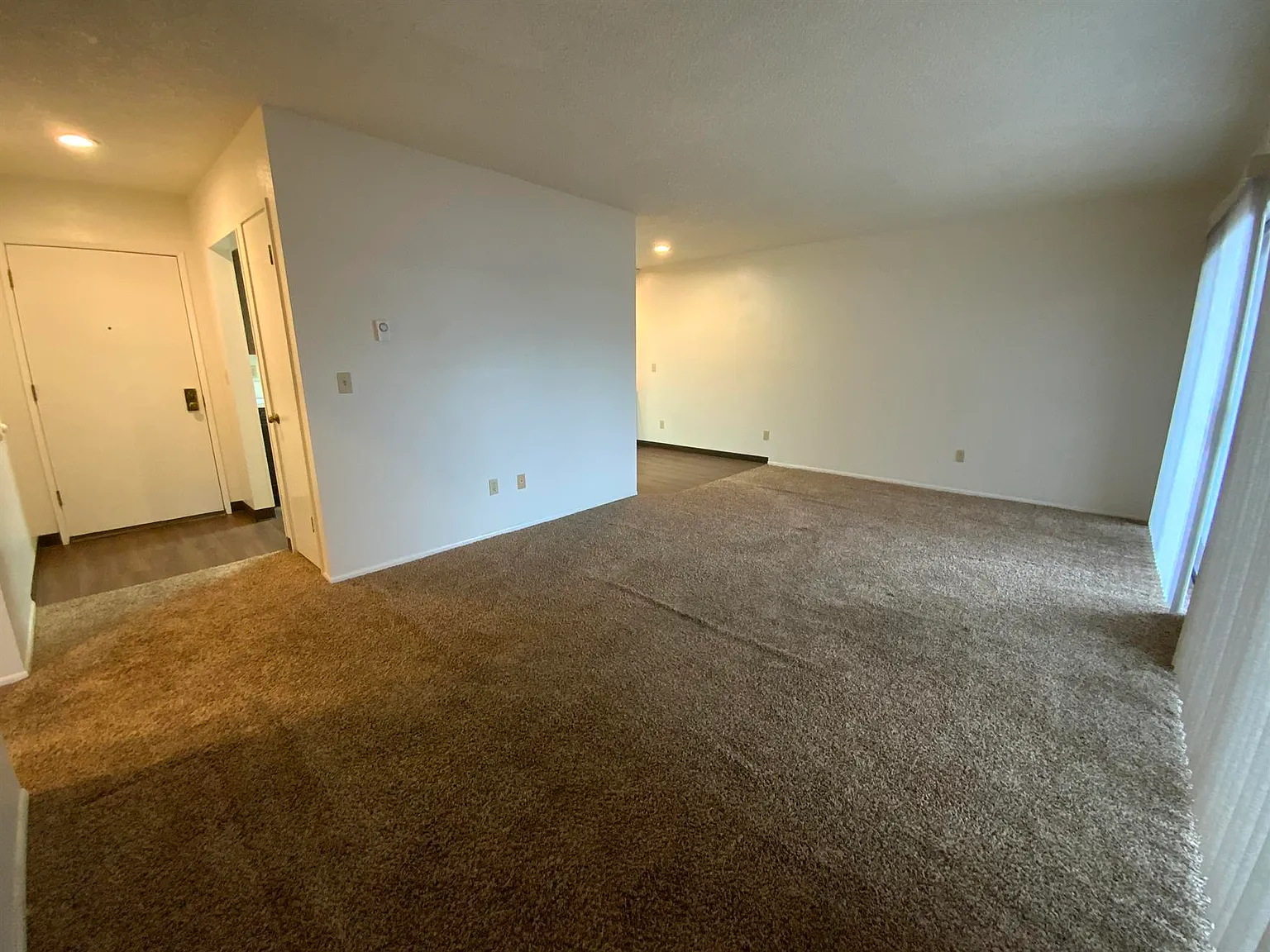 Evergreen Terrace North — Photo 3