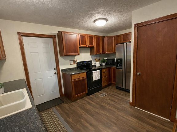 4th image of 1012 W 3rd Ave