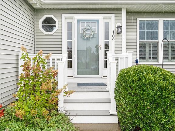 3rd image of 109 Fox Hollow Rd