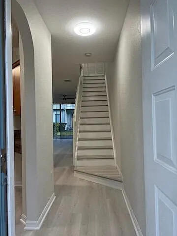 1951 Gardenia Ct — Photo 6