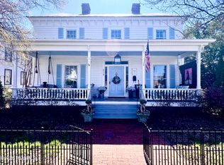 219 Pollock Street, New Bern, NC 28560