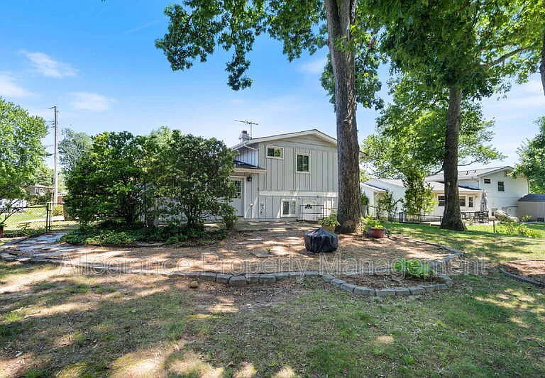 6610 Bowie Dr — Photo 33