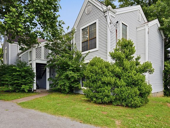 2nd image of 301 Andrew Jackson Pl