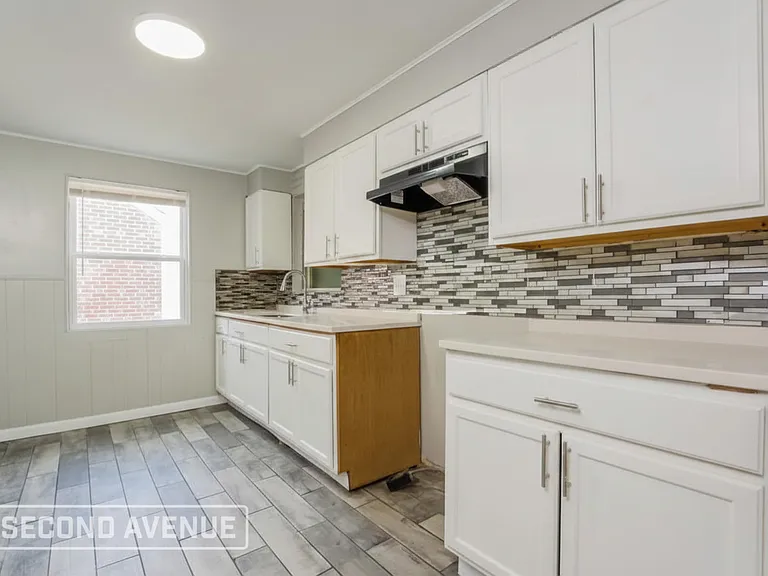 206 Escalon St — Photo 3