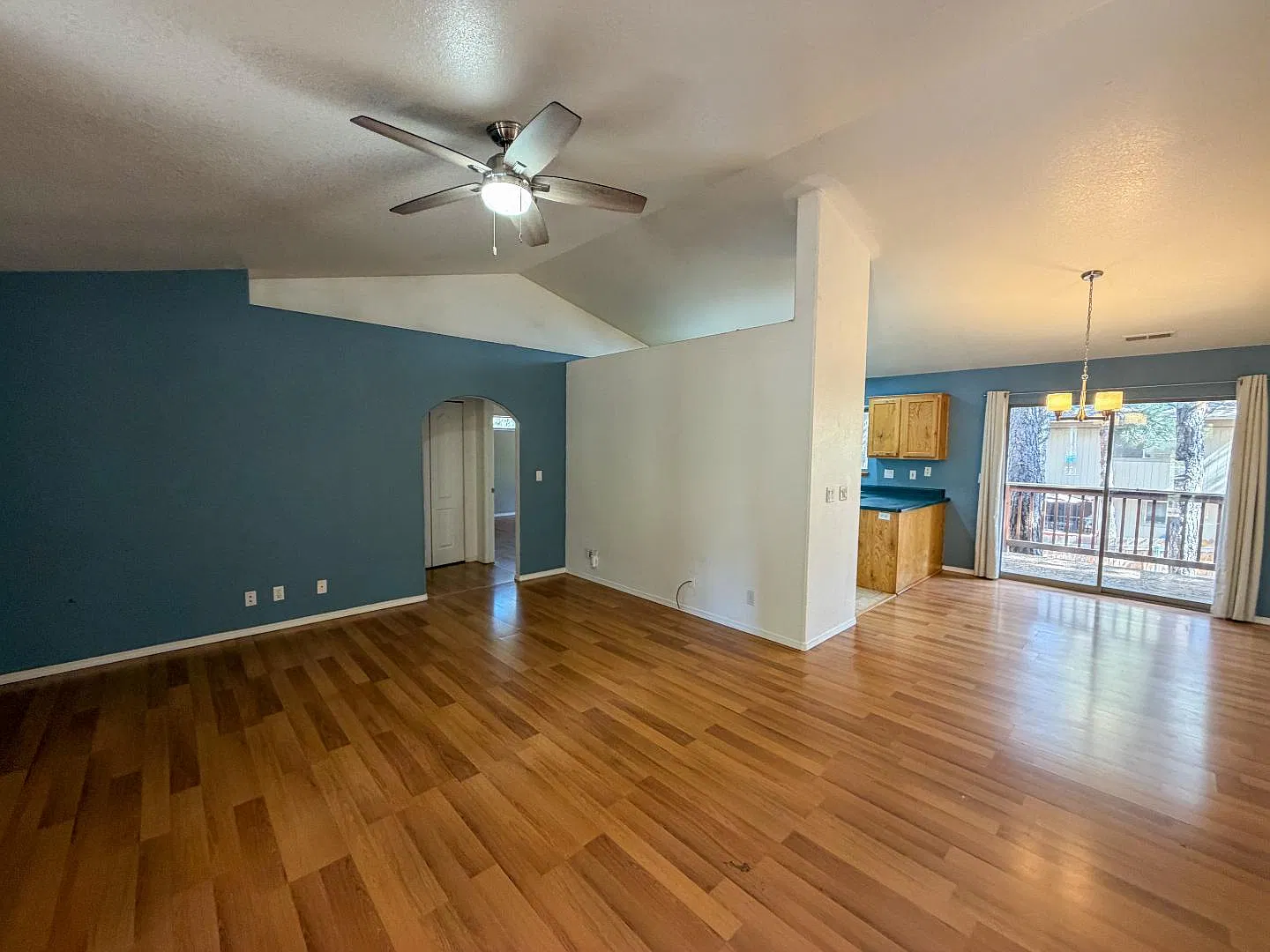 9 E Mohawk Dr — Photo 4