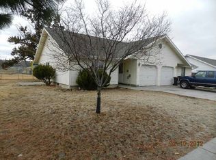 2749 SW 28th St, Redmond, OR 97756