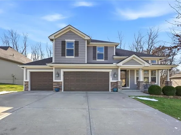 1261 Blackberry Dr, Liberty, MO 64068