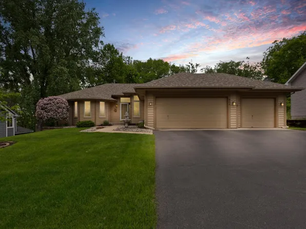 904 Crystal Lake Rd W, Burnsville, MN 55306