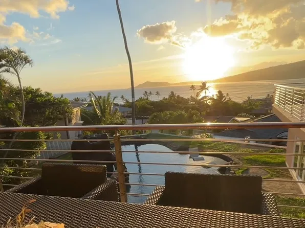 278 Makaweli Pl, Honolulu, HI 96825