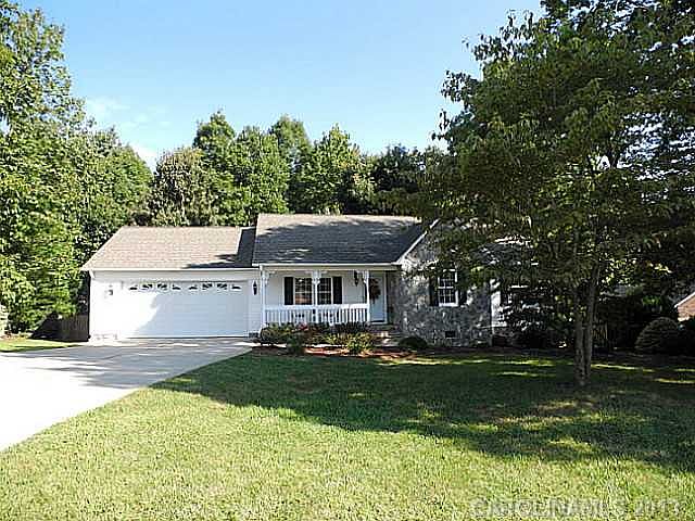 1st image of 3911 Stoney Creek Dr