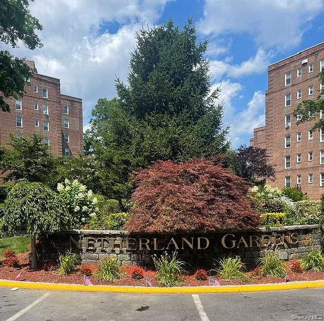 1st image of 5620 Netherland Avenue #5D