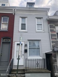 1342 Cotton St, Reading, PA, 19602