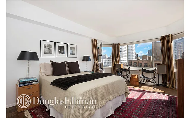 Sold by Douglas Elliman | media 24