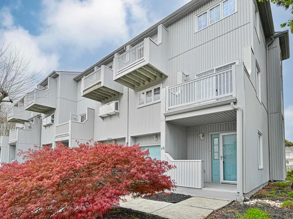 49 Sailfish Dr, Brigantine, NJ 08203