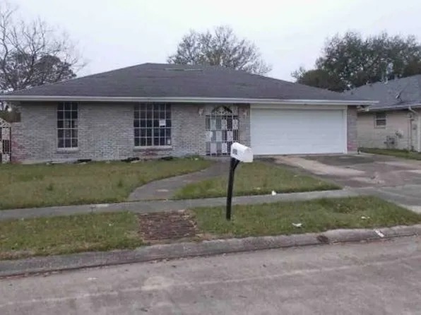7330 Fieldston Rd, New Orleans, LA 70126