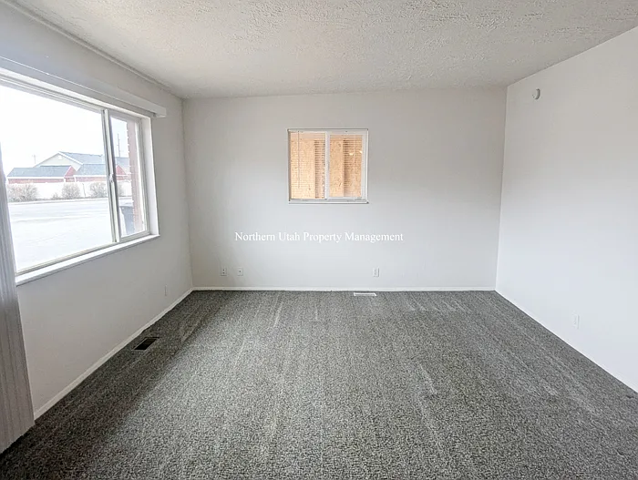 2 Front Room_03062025