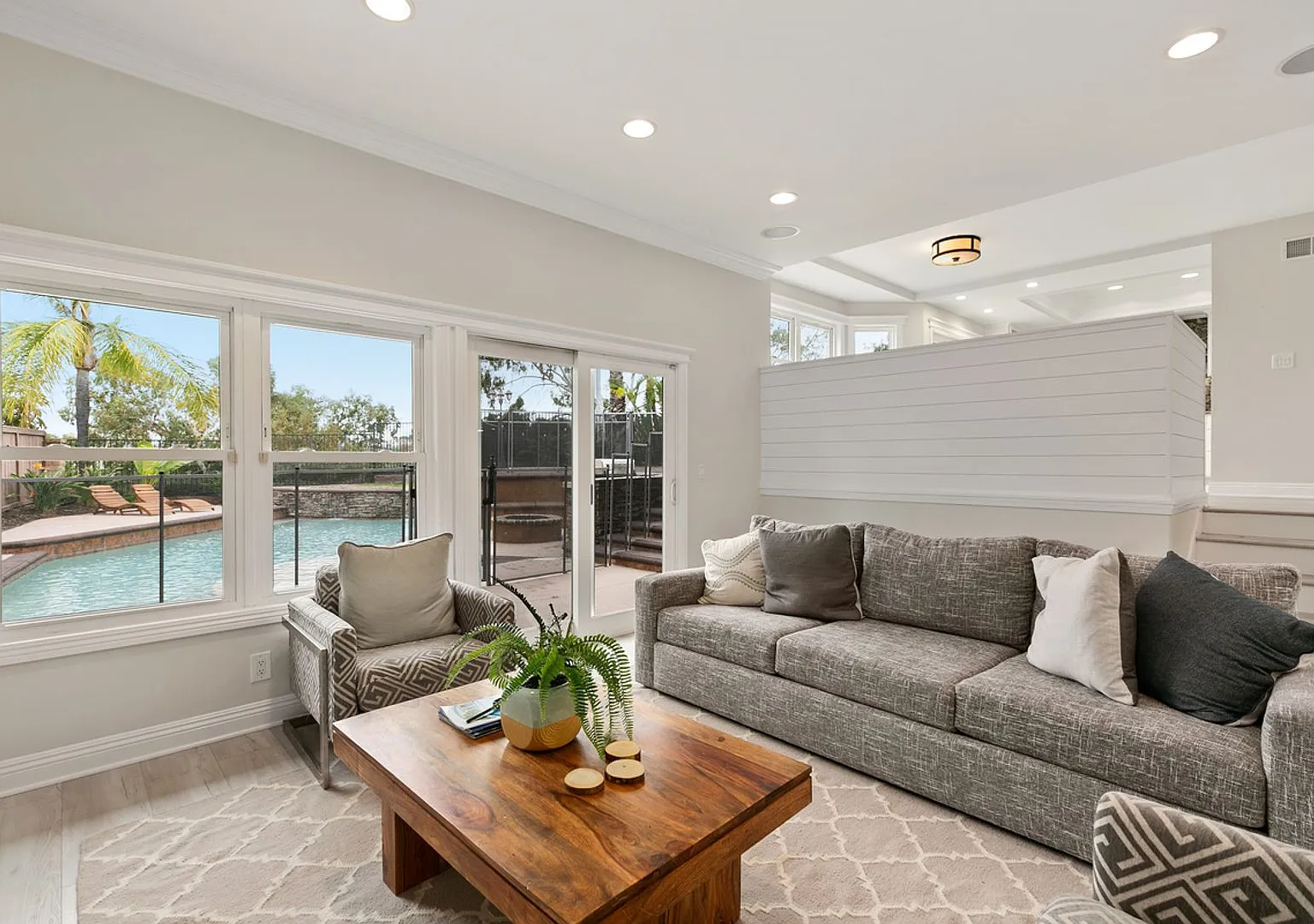 Spacious and Bright Furnished 4 Bedroom Home in Gated Community — Photo 1
