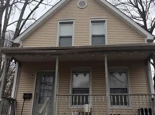 569 E Main St, Norwich, CT 06360