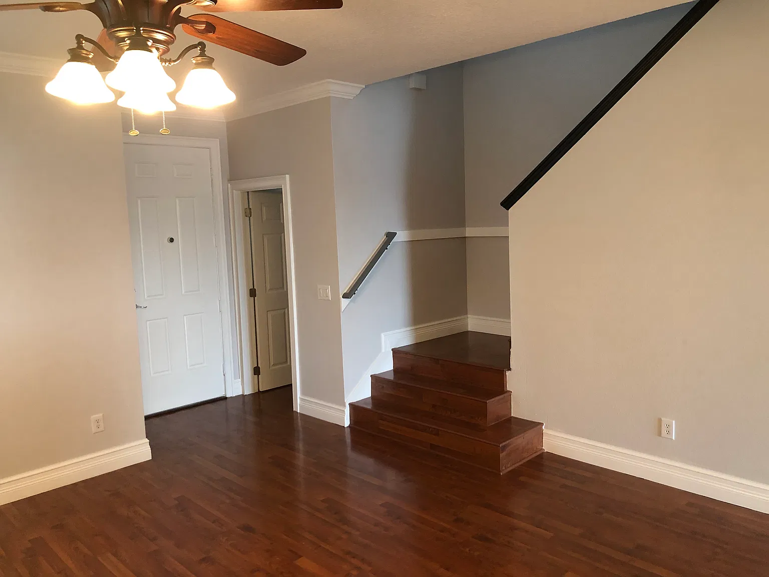 3 bed, 2208 sqft, $2,600 — Photo 4