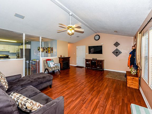 4th image of 2942 Pembroke Pl