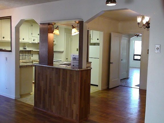 2nd image of 311 El Paseo