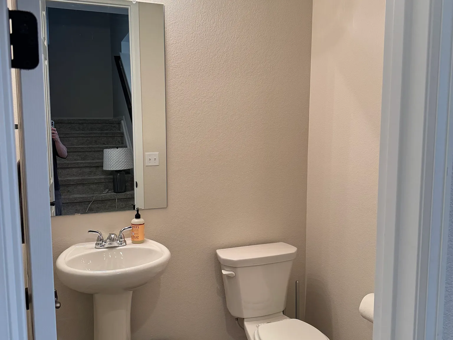 3 bed, 2.5 bath, 1475 sqft, $1,000 — Photo 4