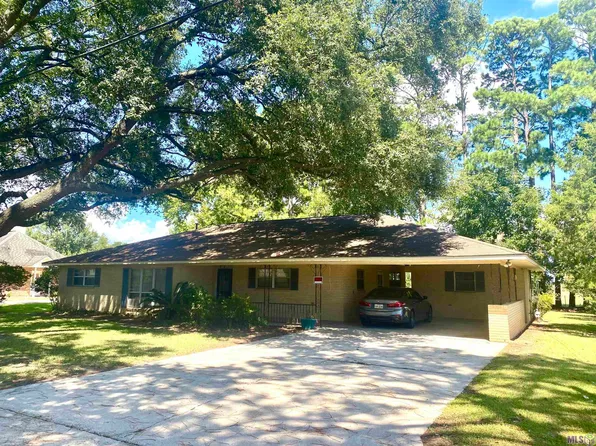 2964 Main St, Port Allen, LA 70767