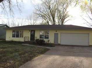 406 N Main St, Early, IA 50535