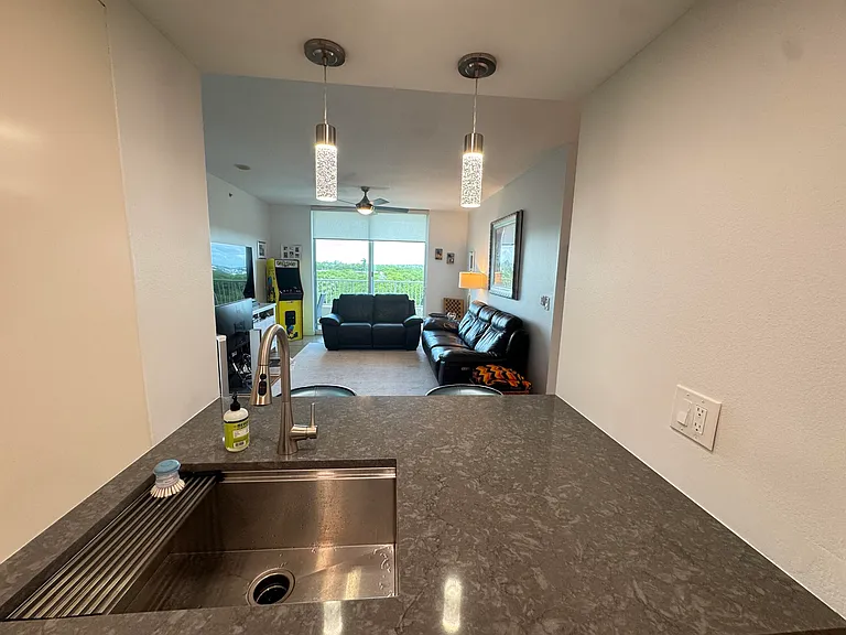 700 E Boynton Beach Blvd #608 — Photo 8