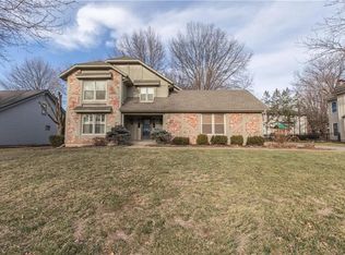 11909 Belinder Rd, Leawood, KS 66209
