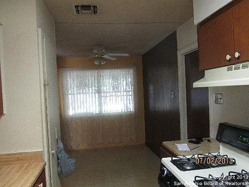 5th image of 1503 MOORTOWN ST