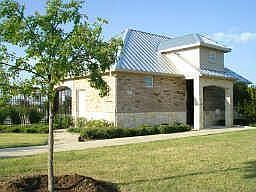 2nd image of 10 Beechcreek Ln