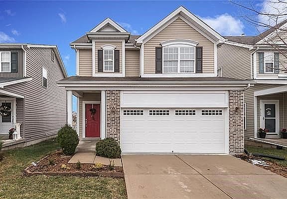 Welcome to 3160 Bentwater Place in conveniently located and desired neighborhood, Charlestowne!