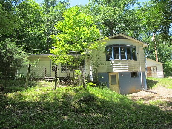View of front from the east