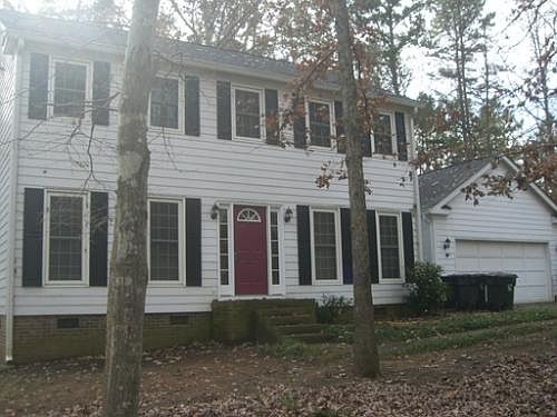 1st image of 200 Glenora Dr